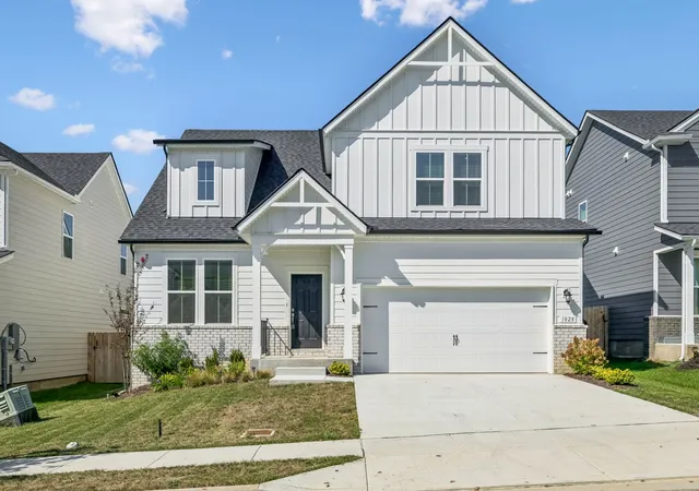 Photo 1 of Single family home for sale at 1028 Lionheart Dr, Hermitage, TN 37076 | MLS# 3620000 | Listing updated on 2026-10-17