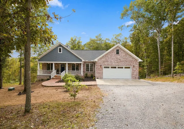 Photo 1 of Single family home for sale at 5580 Powell Sullivan Rd, Franklin, TN 37064 | MLS# 3620236 | Listing updated on 2026-10-16