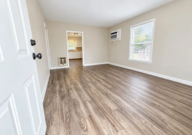 Photo 2 of Multi family home for sale at 1610 Minerva Dr, Murfreesboro, TN 37130 | MLS# 3621135 | Listing updated on 2026-10-15