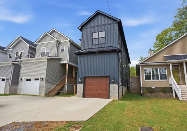 Photo 3 of Single family home for sale at 4015 Cumberland Ave, Old Hickory, TN 37138 | MLS# 3620015 | Listing updated on 2026-10-23