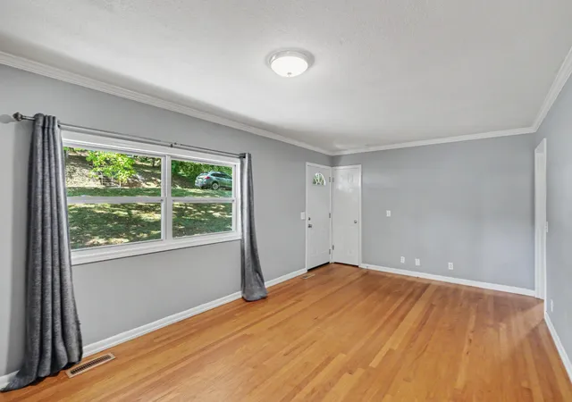 Photo 4 of Single family home for sale at 3475 Lockwood Cir, Chattanooga, TN 37415 | MLS# 3619845 | Listing updated on 2026-10-27