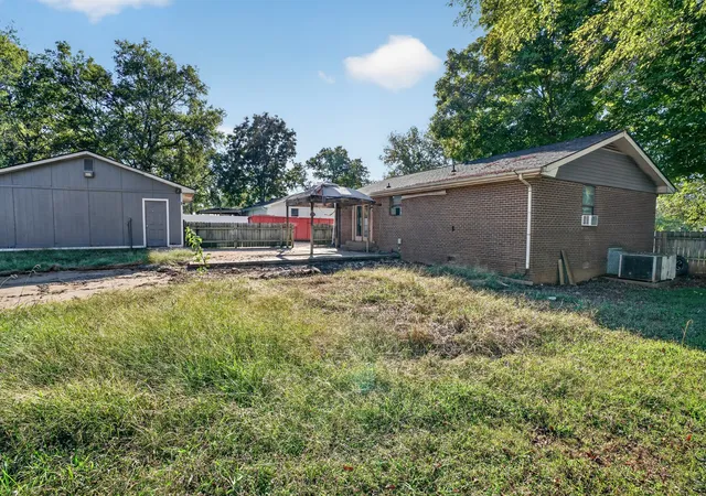 Photo 3 of Single family home for sale at 8054 Westfield Dr, Murfreesboro, TN 37129 | MLS# 3620820 | Listing updated on 2026-10-28