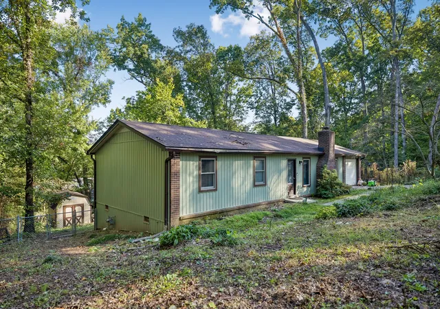 Photo 2 of Single family home for sale at 304 Wardley Rd, Farragut, TN 37934 | MLS# 3620429 | Listing updated on 2026-10-15