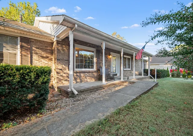 Photo 1 of Sale Pending at 511 Crocus Ct, Murfreesboro, TN 37128 | MLS# 3623668 | Listing updated on 2026-10-30