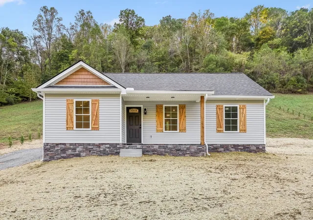 Single family home for sale at 620 Cummings Holw Rd, Woodbury, TN 37190 | MLS# 3620640 | Listing updated on 2026-10-15