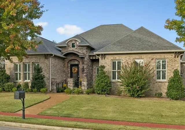 Photo 3 of Single family home for sale at 754 Plantation Blvd, Gallatin, TN 37066 | MLS# 3620147 | Listing updated on 2026-10-16