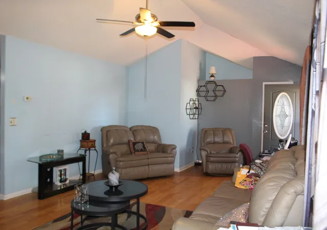 Photo 3 of Single family home for sale at 537 Isbell Ln, Decherd, TN 37324 | MLS# 3620434 | Listing updated on 2026-10-14