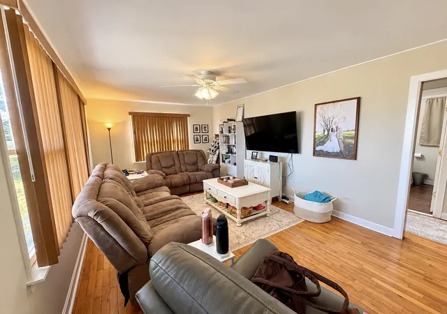 Photo 2 of Single family home for sale at 197 N Main St, Lobelville, TN 37097 | MLS# 3621297 | Listing updated on 2026-10-16