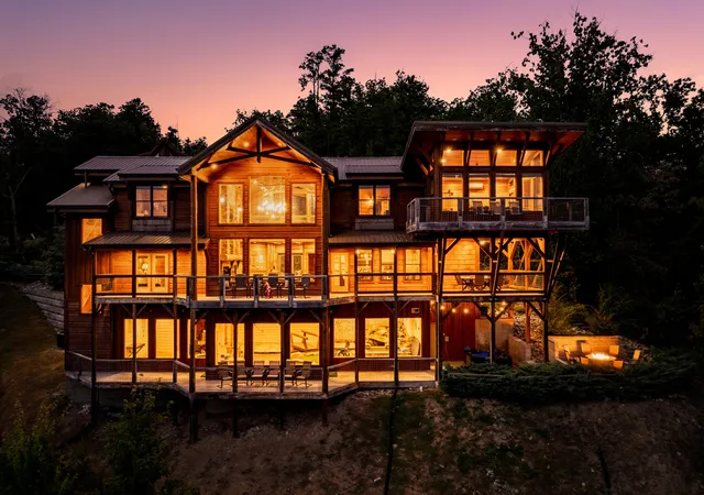 Photo 1 of Mansion for sale at 2470 Hackberry Dr, Sevierville, TN 37862 | MLS# 3627537 | Listing updated on 2026-10-28