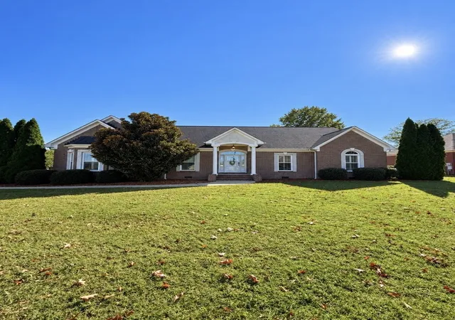 Single family home for sale at 724 Toben Ter N, Lawrenceburg, TN 38464 | MLS# 3620019