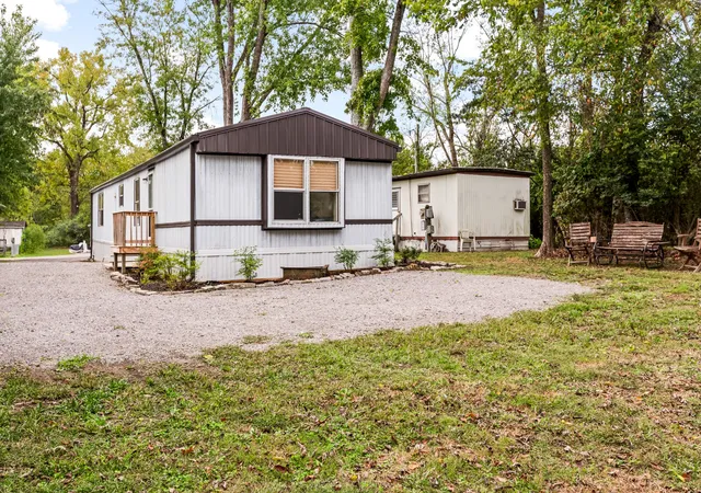 Photo 3 of Manufactured home for sale at 51 Sports Rd, Mount Juliet, TN 37122 | MLS# 3621069 | Listing updated on 2026-10-16