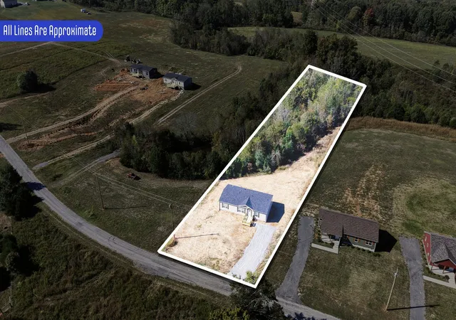 Photo 1 of Manufactured home for sale at 289 Oakmere Ln, Lafayette, TN 37083 | MLS# 3620377 | Listing updated on 2026-10-14