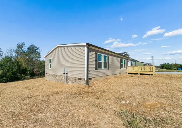 Photo 4 of Manufactured home for sale at 289 Oakmere Ln, Lafayette, TN 37083 | MLS# 3620377 | Listing updated on 2026-10-14