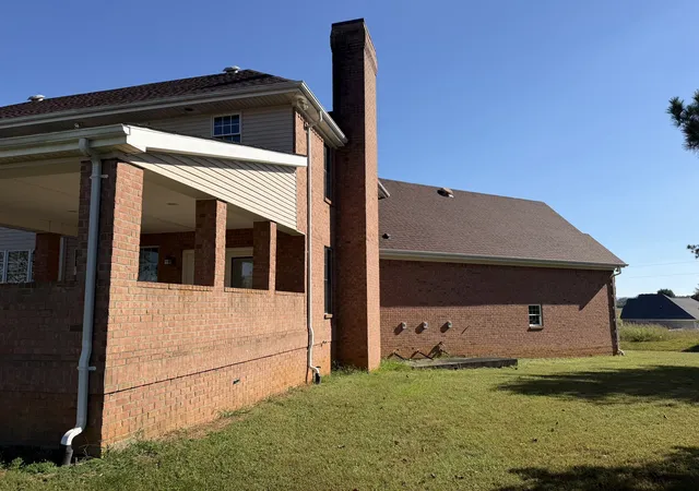 Photo 2 of Single family home for sale at 30 Hickory Grv Dr, Morrison, TN 37357 | MLS# 3621067 | Listing updated on 2026-10-27