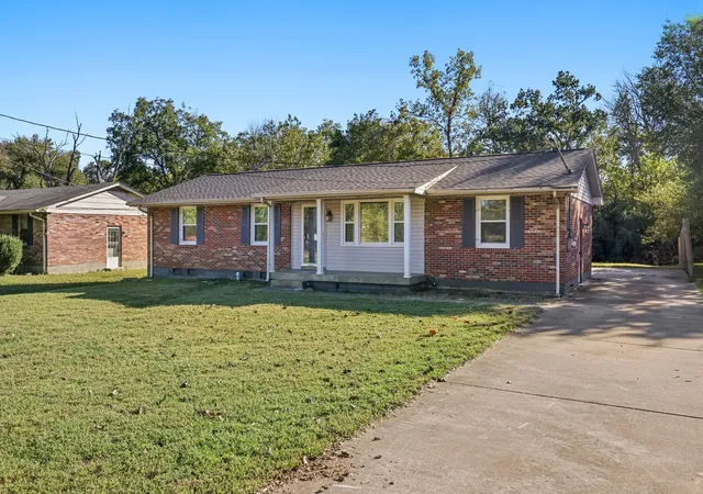 Photo 2 of Single family home for sale at 445 Janette Ave, Goodlettsville, TN 37072 | MLS# 3624470 | Listing updated on 2026-10-23