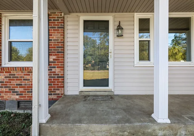 Photo 3 of Single family home for sale at 445 Janette Ave, Goodlettsville, TN 37072 | MLS# 3624470 | Listing updated on 2026-10-23