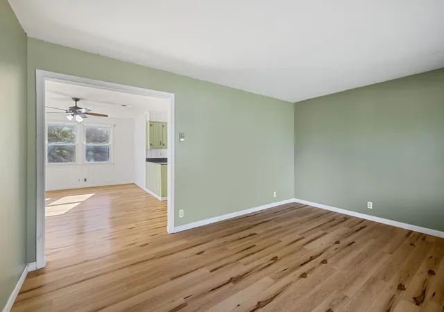 Photo 4 of Single family home for sale at 445 Janette Ave, Goodlettsville, TN 37072 | MLS# 3624470 | Listing updated on 2026-10-23