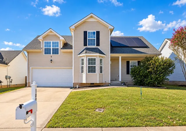 Photo 1 of Single family home for sale at 1016 Cindy Jo Ct, Clarksville, TN 37040 | MLS# 3621078 | Listing updated on 2026-10-15