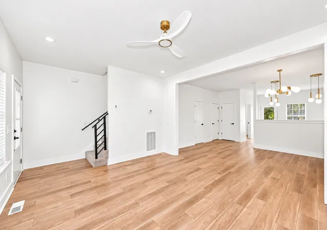 Photo 2 of Single family home for sale at 1711 S Hamilton Rd #B, Nashville, TN 37218 | MLS# 3620109 | Listing updated on 2026-10-26