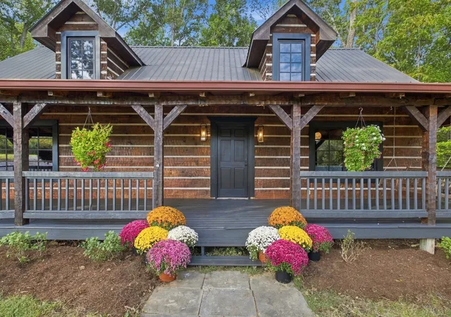 Photo 2 of Single family home for sale at 8460 Coopertown Rd, Joelton, TN 37080 | MLS# 3621585 | Listing updated on 2026-10-23