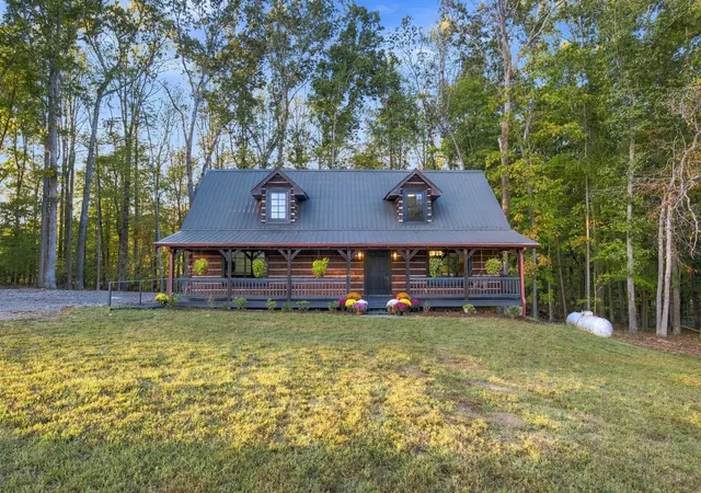 Photo 4 of Single family home for sale at 8460 Coopertown Rd, Joelton, TN 37080 | MLS# 3621585 | Listing updated on 2026-10-23