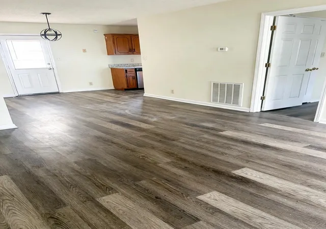 Photo 2 of Single family home for sale at 1003 Poppy Seed Dr, Oak Grove, KY 42262 | MLS# 3620764 | Listing updated on 2026-10-15