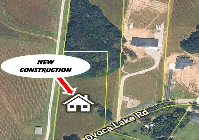Photo 1 of Single family home for sale at 825 Ovoca Lake Rd, Tullahoma, TN 37388 | MLS# 3620219 | Listing updated on 2026-10-31