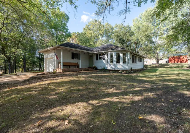 Single family home for sale at 2155 Joann Ave, Lawrenceburg, TN 38464 | MLS# 3621267