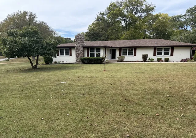 Photo 1 of Single family home for sale at 293 Theta Pike, Columbia, TN 38401 | MLS# 3621395 | Listing updated on 2026-10-30