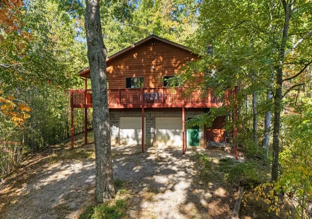 Photo 1 of Single family home for sale at 4021 Camp Holw Rd, Sevierville, TN 37876 | MLS# 3621652 | Listing updated on 2026-10-19