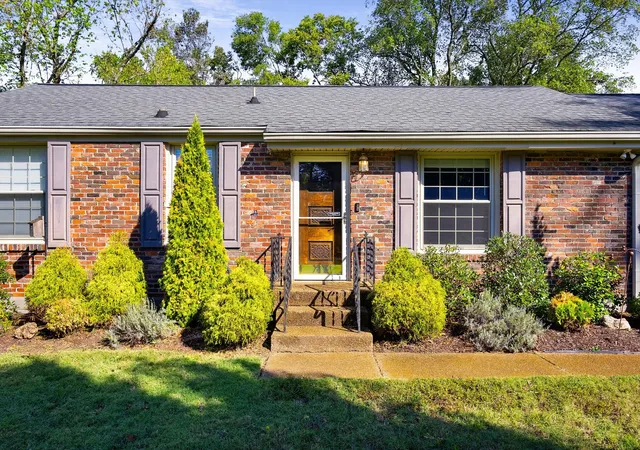 Photo 1 of Single family home for sale at 502 Landon Dr, Nashville, TN 37220 | MLS# 3620297 | Listing updated on 2026-10-14