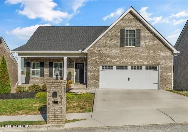 Single family home for sale at 573 Timberline Dr, Lenoir City, TN 37772 | MLS# 3620281
