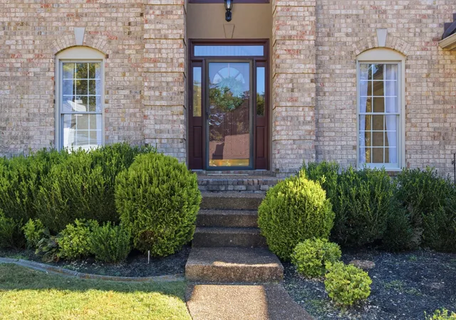 Photo 4 of Single family home for sale at 105 Rigby Dr, Franklin, TN 37064 | MLS# 3620507 | Listing updated on 2026-10-29