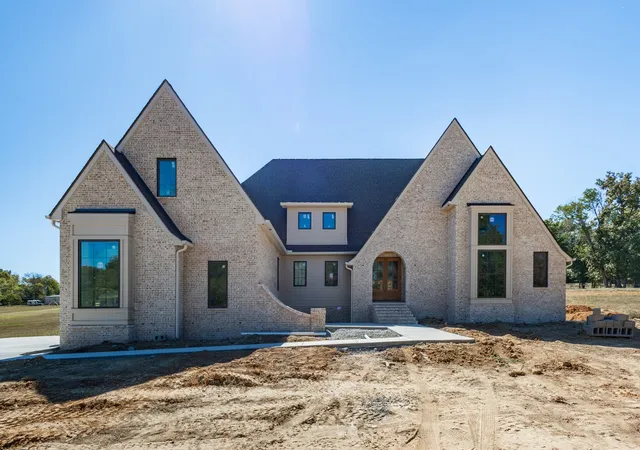 Photo 1 of Single family home for sale at 1339 Burton Rd, Mount Juliet, TN 37122 | MLS# 3620308 | Listing updated on 2026-10-14