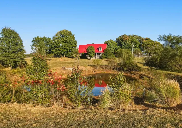 Photo 2 of Single family home for sale at 1590 Temperance Rd, Franklin, KY 42134 | MLS# 3620361 | Listing updated on 2026-10-22
