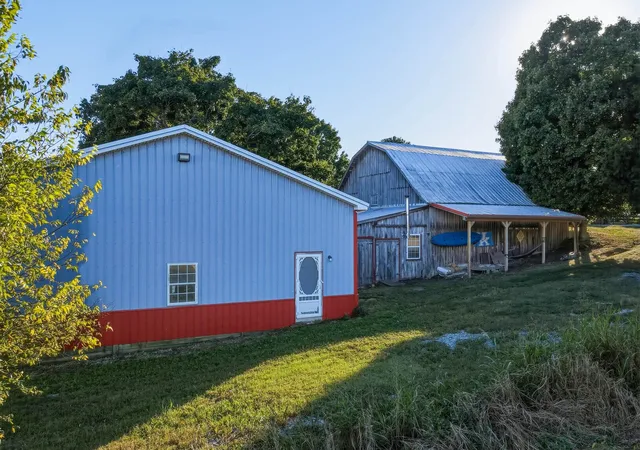 Photo 4 of Single family home for sale at 1590 Temperance Rd, Franklin, KY 42134 | MLS# 3620361 | Listing updated on 2026-10-22