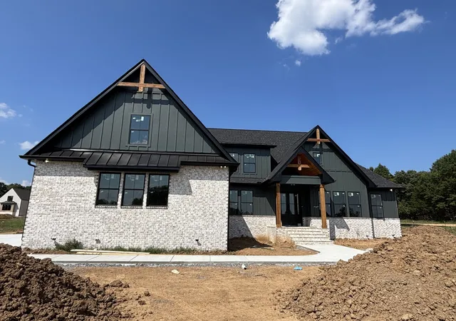 Photo 1 of Single family home for sale at 3415 Beckwith Rd, Mount Juliet, TN 37122 | MLS# 3620325 | Listing updated on 2026-10-14