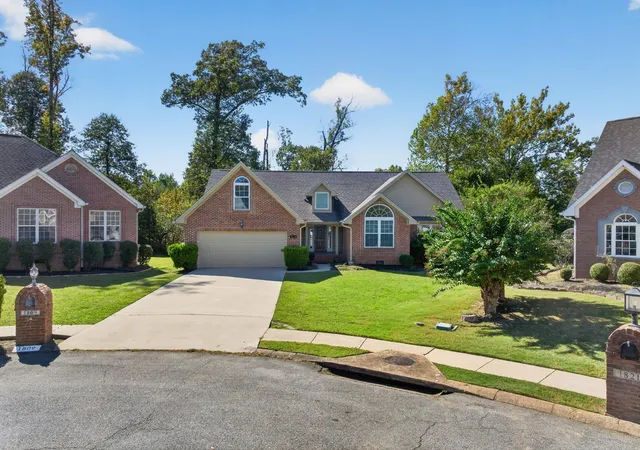 Photo 2 of Single family home for sale at 1809 Richmond Ln, Chattanooga, TN 37421 | MLS# 3620331 | Listing updated on 2026-10-14