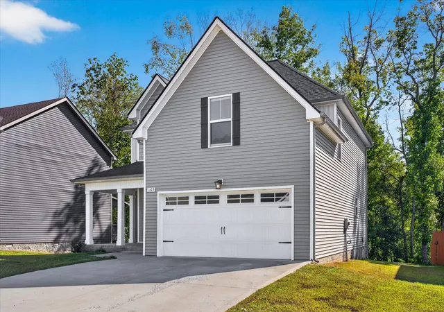 Photo 4 of Sale Pending at 1169 Old Charlotte Trce, Clarksville, TN 37040 | MLS# 3621408 | Listing updated on 2026-10-19