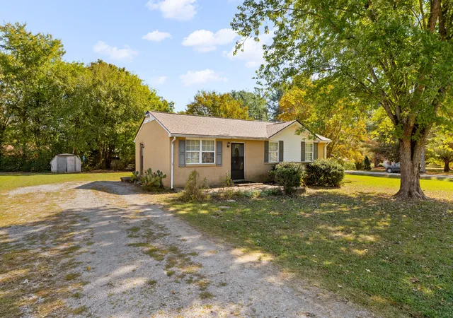 Photo 1 of Single family home for sale at 265 Freeman Dr, Lewisburg, TN 37091 | MLS# 3623546 | Listing updated on 2026-10-21
