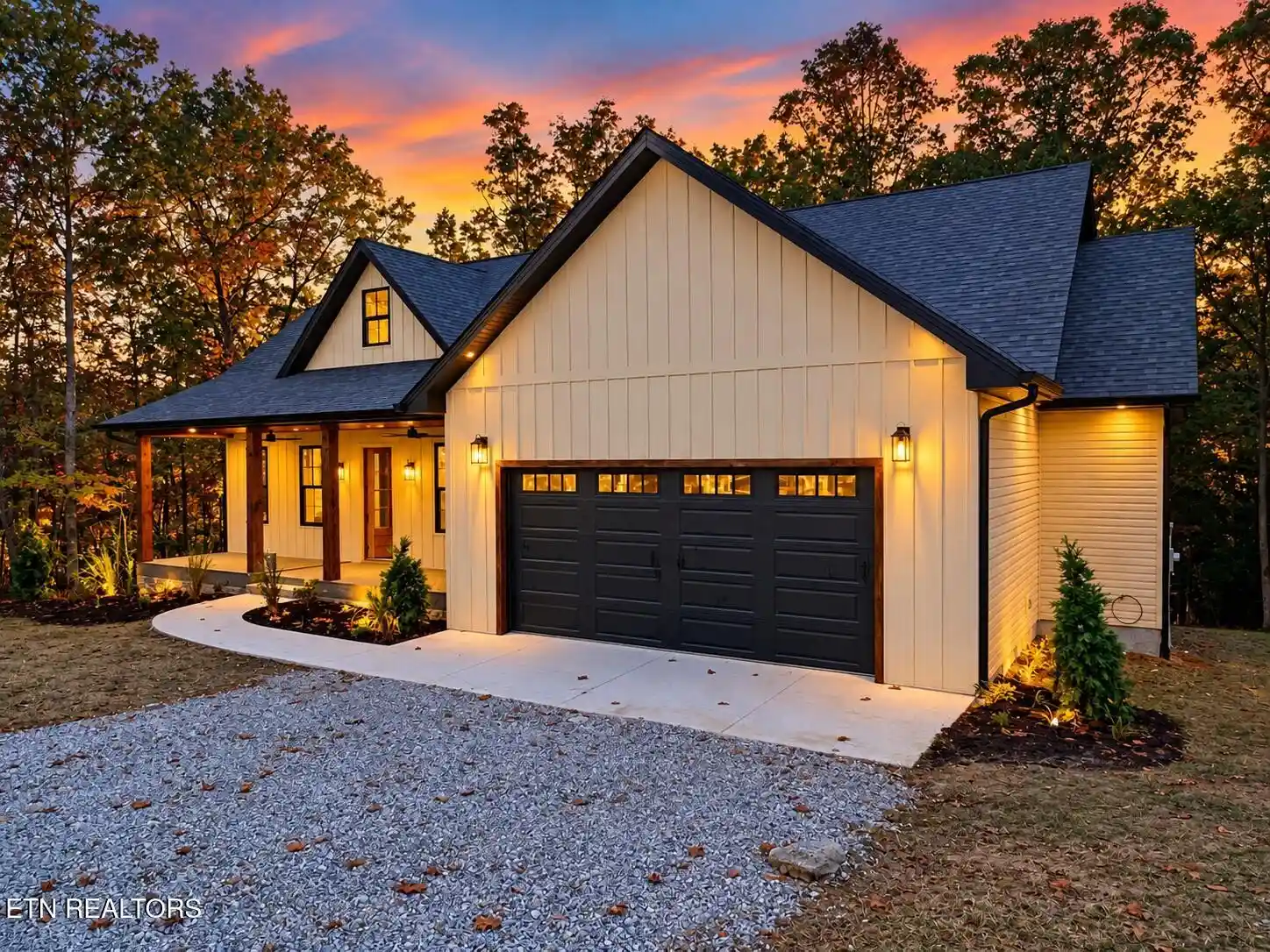 Photo 3 of Single family home for sale at 853 Steeplechase Dr, Jamestown, TN 38556 | MLS# 3620413 | Listing updated on 2026-10-15