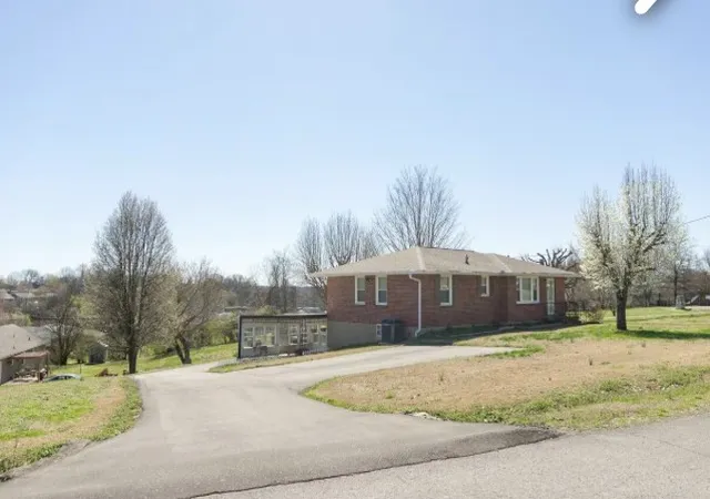 Photo 1 of Single family home for sale at 1032 Mitchell Rd, Nashville, TN 37206 | MLS# 3620721 | Listing updated on 2026-10-15