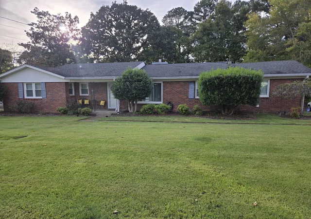 Photo 1 of Single family home for sale at 118 Hillhaven Dr, Waverly, TN 37185 | MLS# 3620547 | Listing updated on 2026-10-14