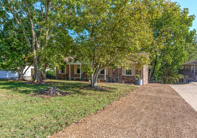 Photo 1 of Single family home for sale at 491 Lake Forest Dr, Mount Juliet, TN 37122 | MLS# 3620486 | Listing updated on 2026-10-15