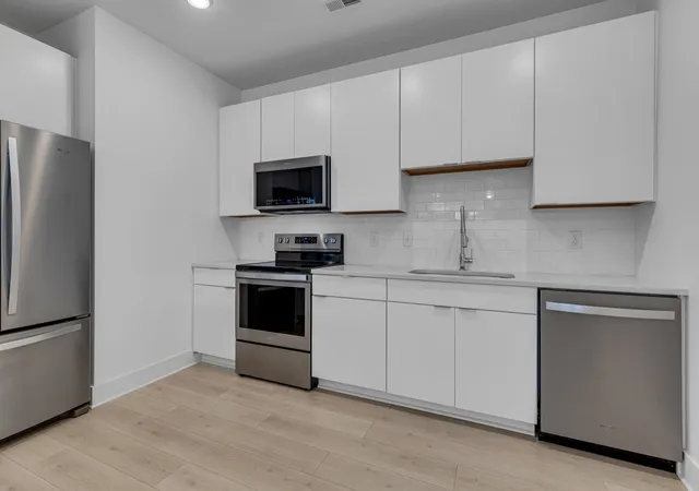 Photo 1 of Condo for sale at 1608 Marshall Holw Dr #103, Nashville, TN 37203 | MLS# 3623541 | Listing updated on 2026-10-29