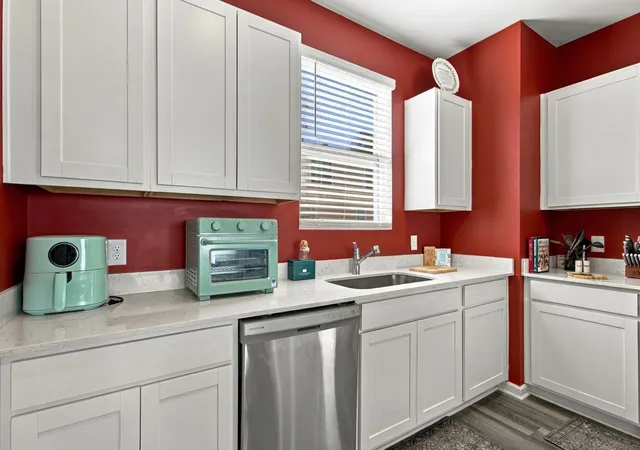 Photo 3 of Townhouse for sale at 803 Taylor Dr, Chapel Hill, TN 37034 | MLS# 3620473 | Listing updated on 2026-10-14