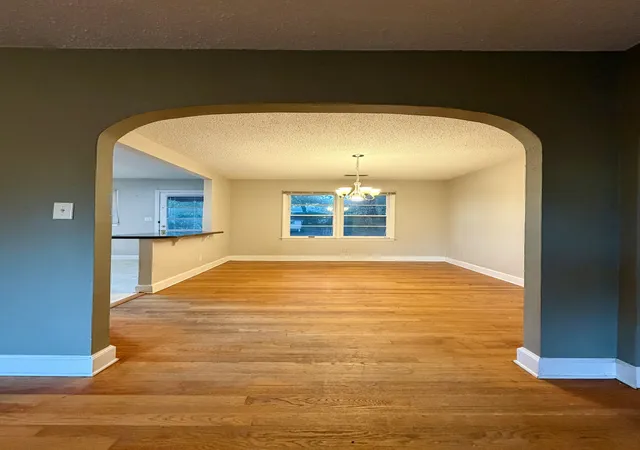 Photo 3 of Single family home for sale at 1072 Stanley Ave, Chattanooga, TN 37421 | MLS# 3623408 | Listing updated on 2026-10-21