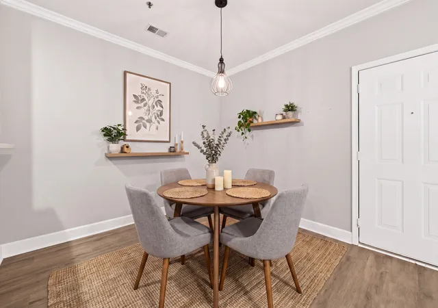 Listing Photo 1 - Condo for sale in building located at 7003 Lenox Vlg Dr, Nashville, TN 37211 - Unit #5