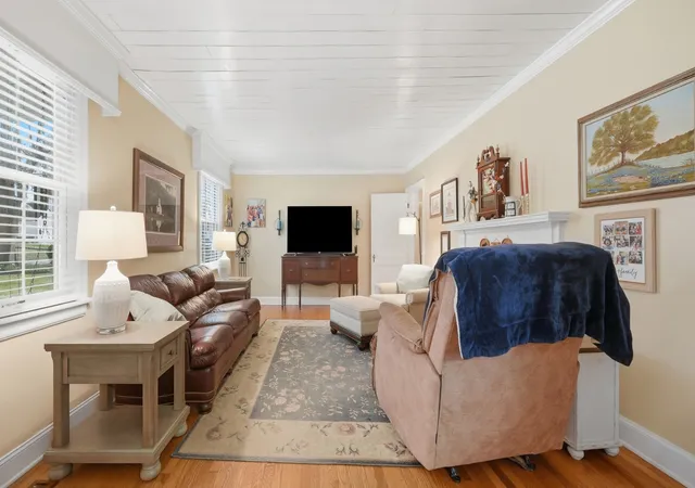 Photo 2 of Single family home for sale at 307 Guild Dr, Chattanooga, TN 37421 | MLS# 3620770 | Listing updated on 2026-10-15