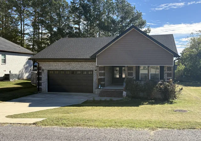 Photo 1 of Single family home for sale at 1017 Corey Dr, Lewisburg, TN 37091 | MLS# 3624523 | Listing updated on 2026-10-23